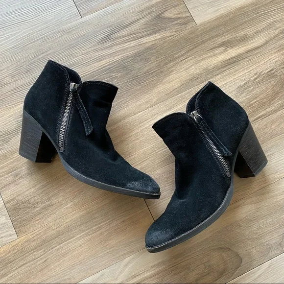 Dolce Vita Real Leather Suede Ankle Heeled Booties - Picture 12 of 12
